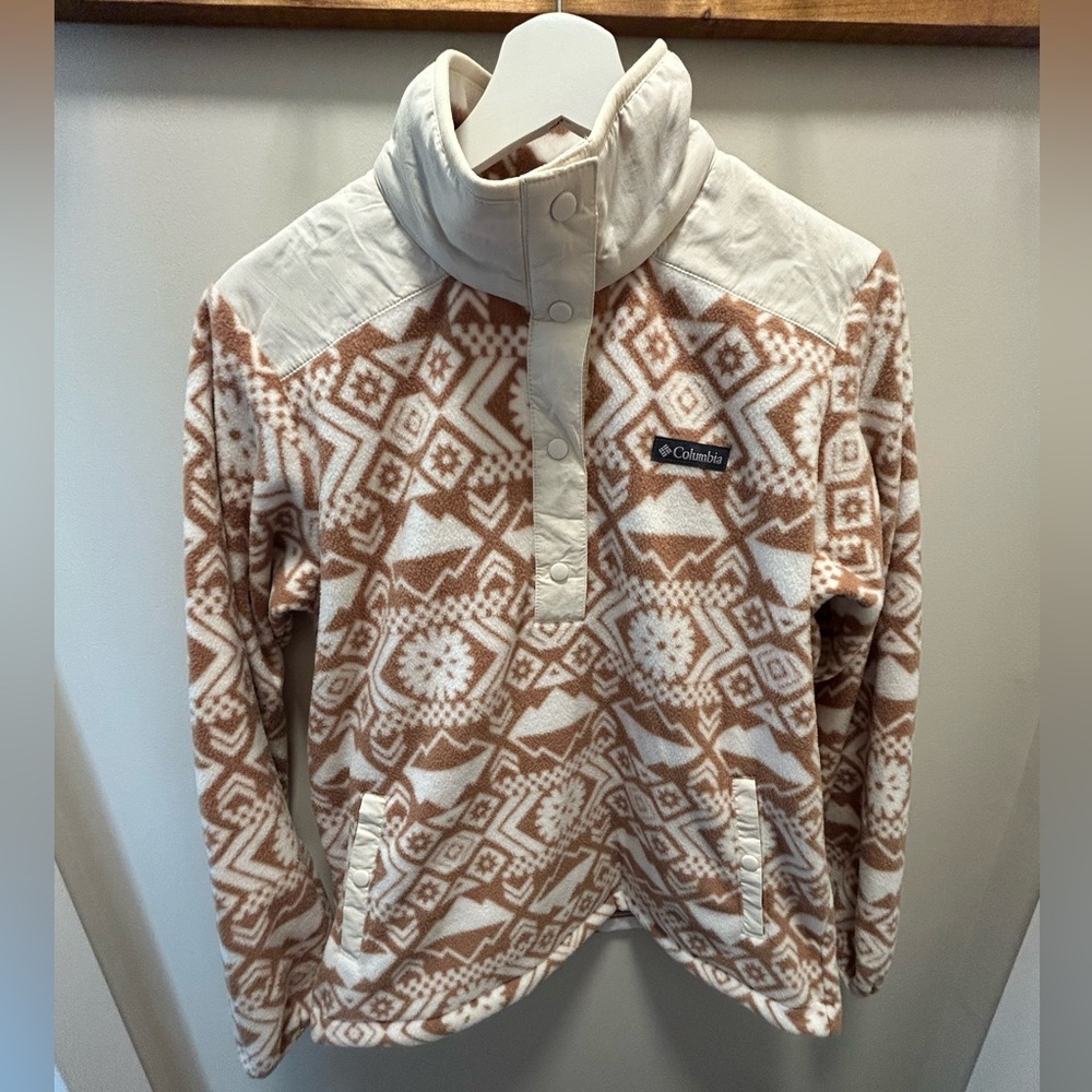 Columbia fleece sweater NWOT
